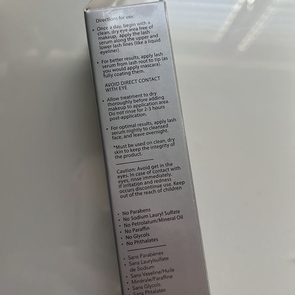 Lash Enhancing Serum - Picture 3 of 4